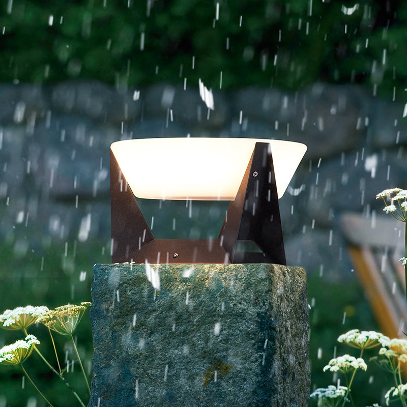 SolarGlow wasserdichte Gartenleuchte