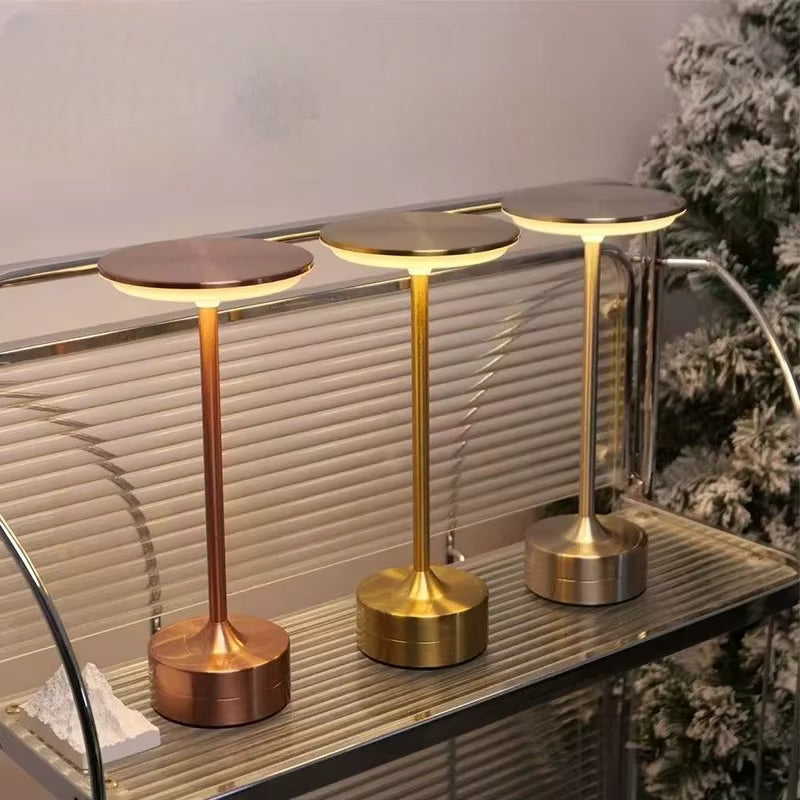 Amberlin Art-déco-Messing-Tischlampe
