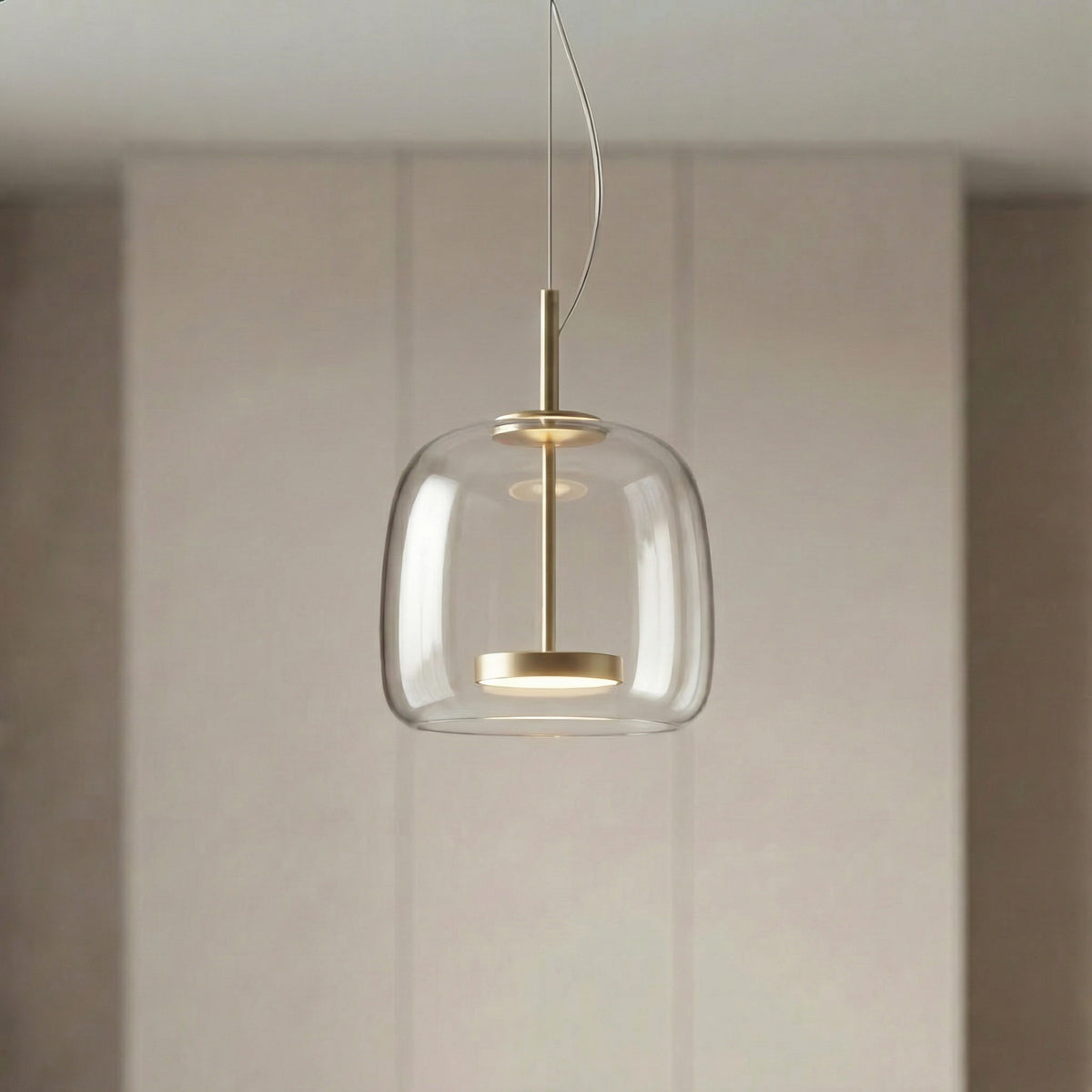 Pendelleuchte mit getöntem Glasschirm in Trommelform
