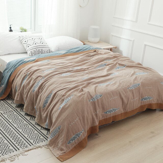 Hochwertige Baumwolldecke mit edlem Muster