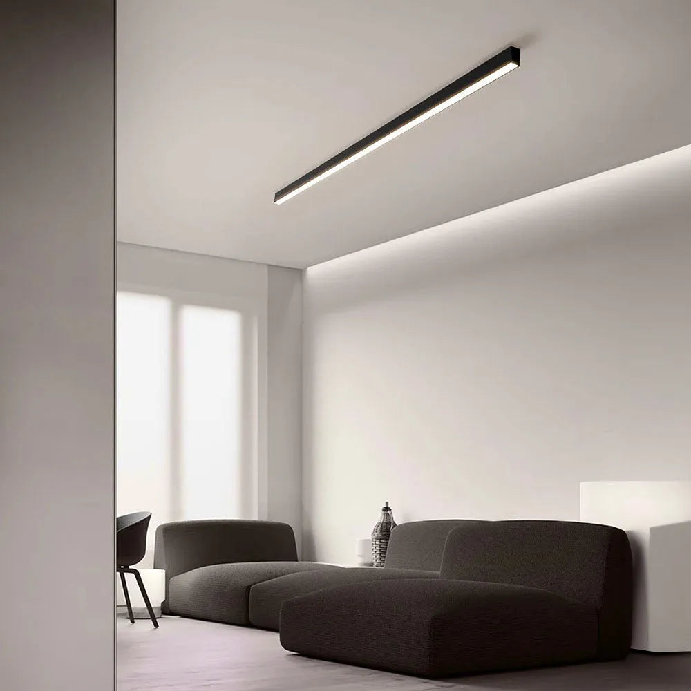 Minimalistische lineare LED-Deckenleuchte