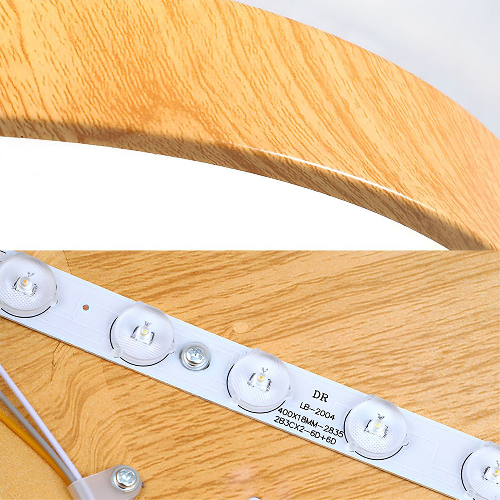 Deckenleuchte mit Eisenrahmen