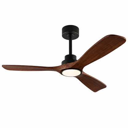 Moderner Deckenventilator mit Holzflügeln und Licht