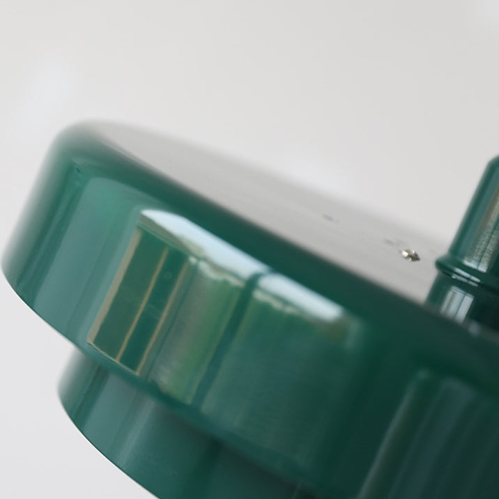 Hängelampe im Bauhaus-Stil