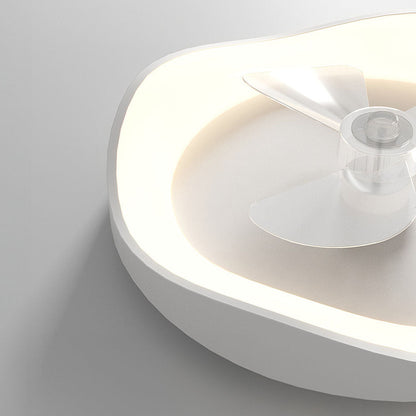 Moderner LED-Deckenventilator mit Licht