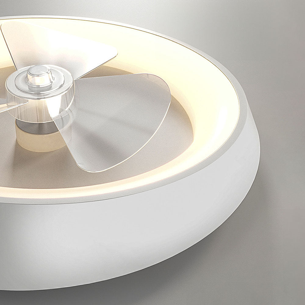 Moderner LED-Deckenventilator mit Licht