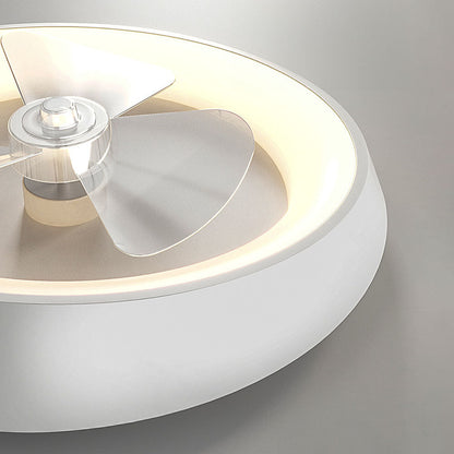 Moderner LED-Deckenventilator mit Licht