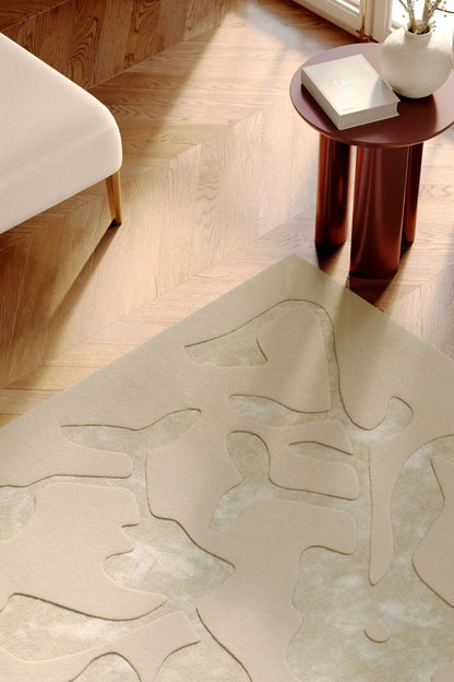 Eleganter Bordeaux-Wollteppich für das Wohnzimmer