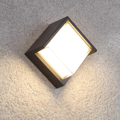 Geometrische LED-Außenwandleuchte