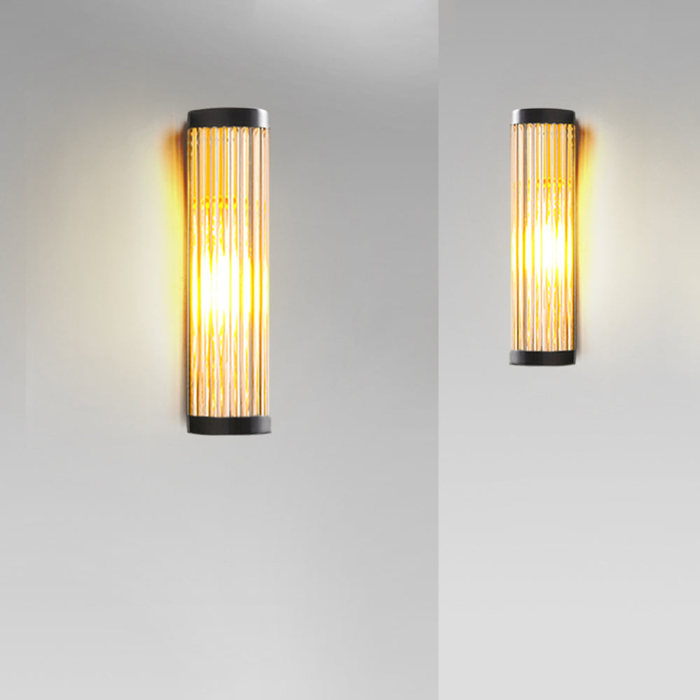 Moderne halbzylindrische Außenwandleuchte aus Metall/Glas