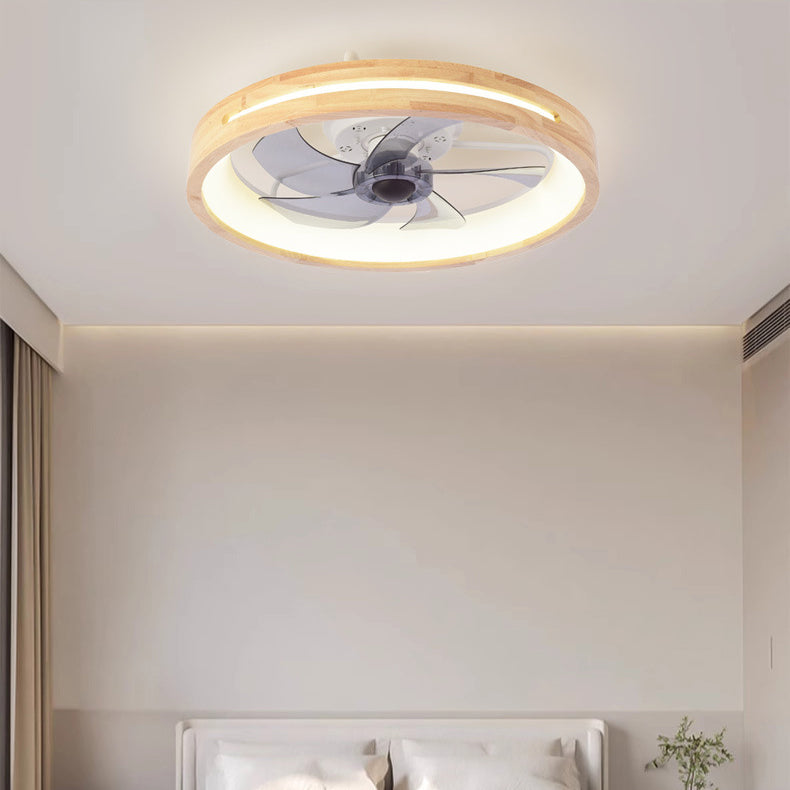 Japanischer Holz-Deckenventilator mit Licht bündig montiert