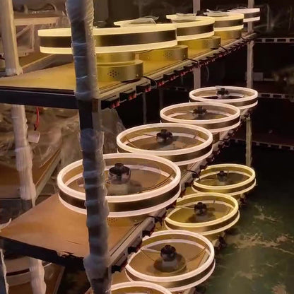 Japanischer Holz-Deckenventilator mit Licht bündig montiert