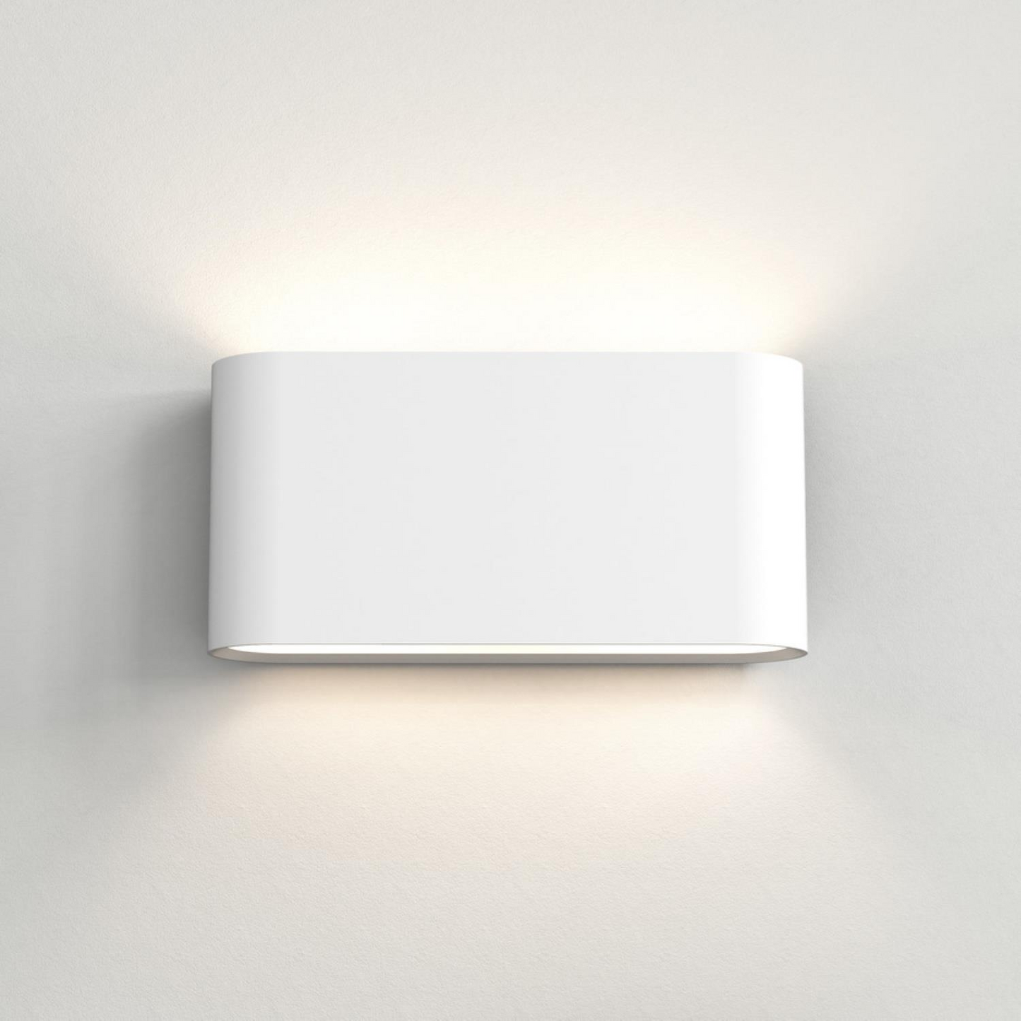 Moderne wasserdichte Außenleuchte mit Auf- und Abwärtslicht