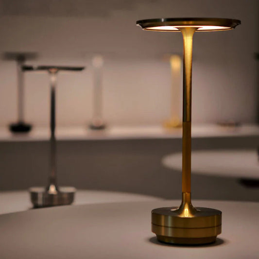Kabellose, wiederaufladbare Tischlampe