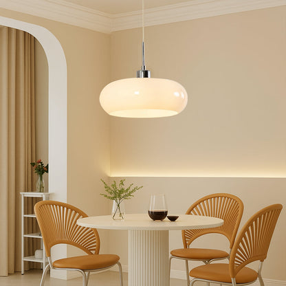 Geometrische Pendelleuchte im Bauhaus-Stil