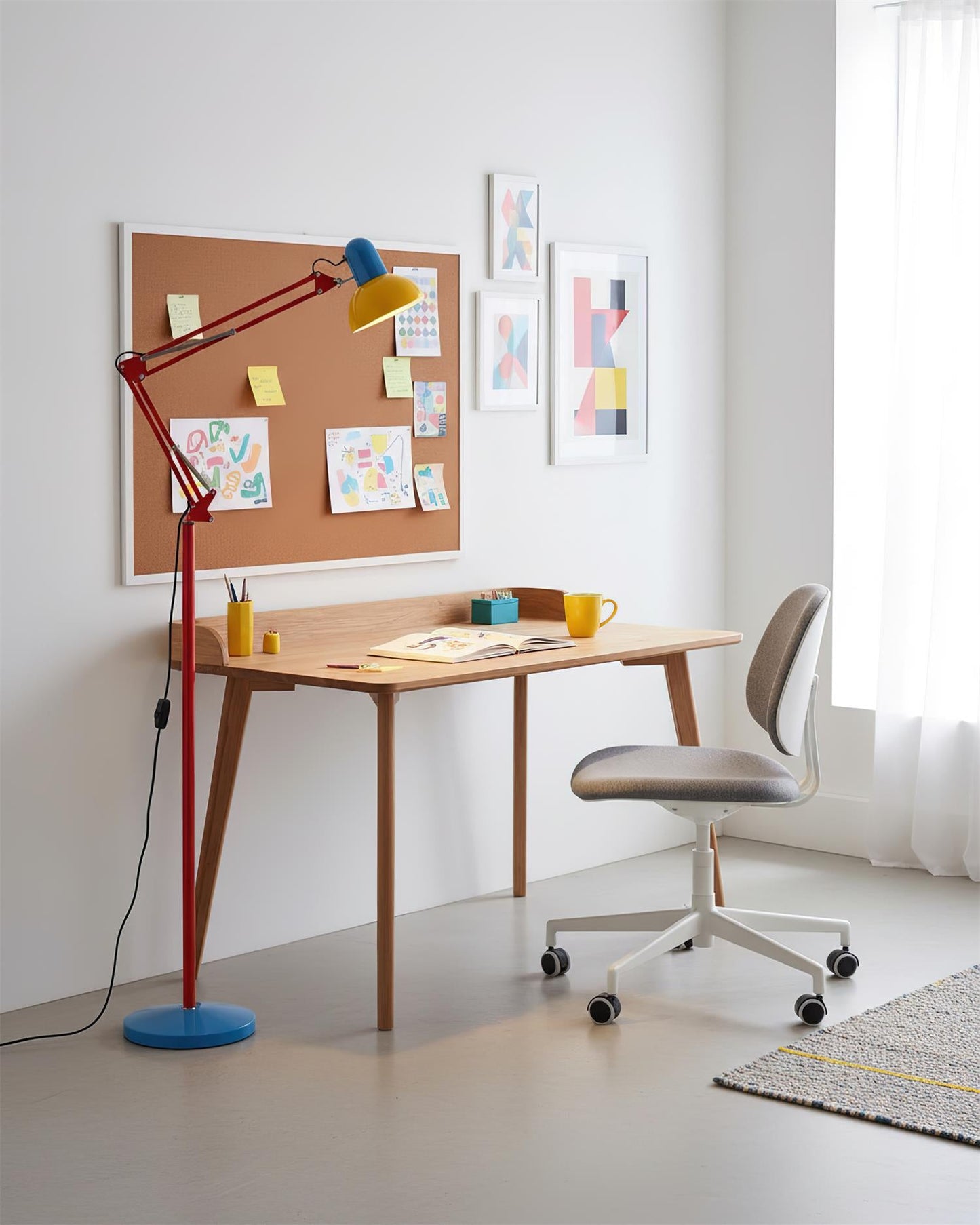 Künstlerische moderne Stehlampe