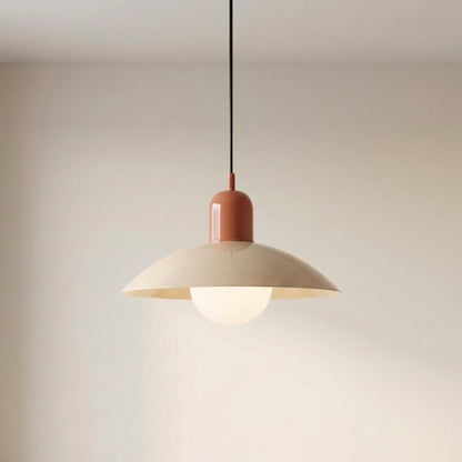 Moderne Pendelleuchte mit Farbdesign