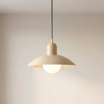Moderne Pendelleuchte mit Farbdesign