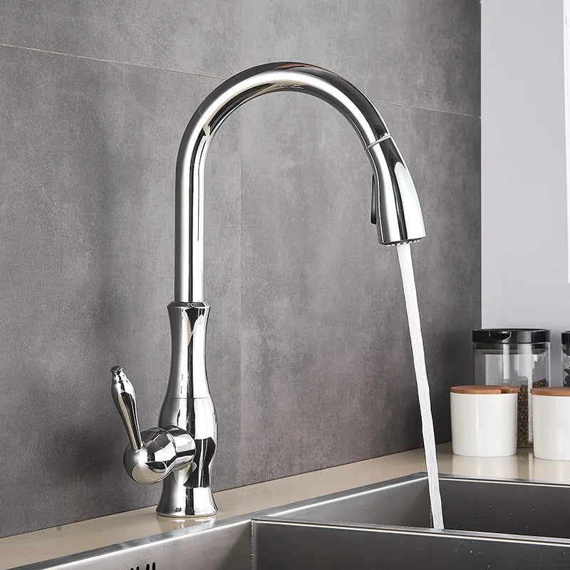Luxuriöser Küchenwasserhahn mit ausziehbarem Sprühkopf