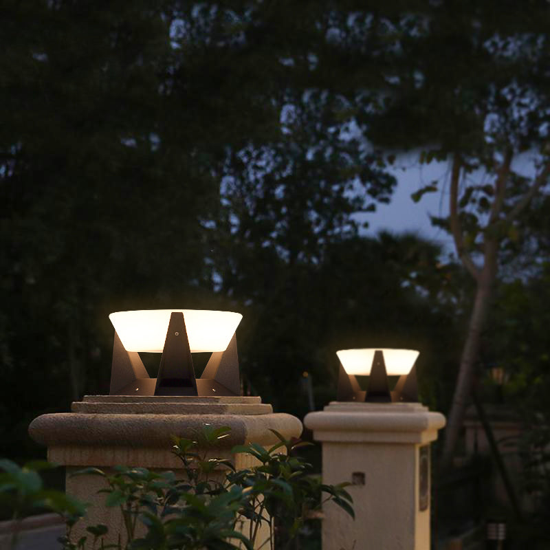 SolarGlow wasserdichte Gartenleuchte