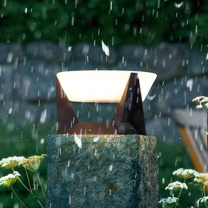 SolarGlow wasserdichte Gartenleuchte
