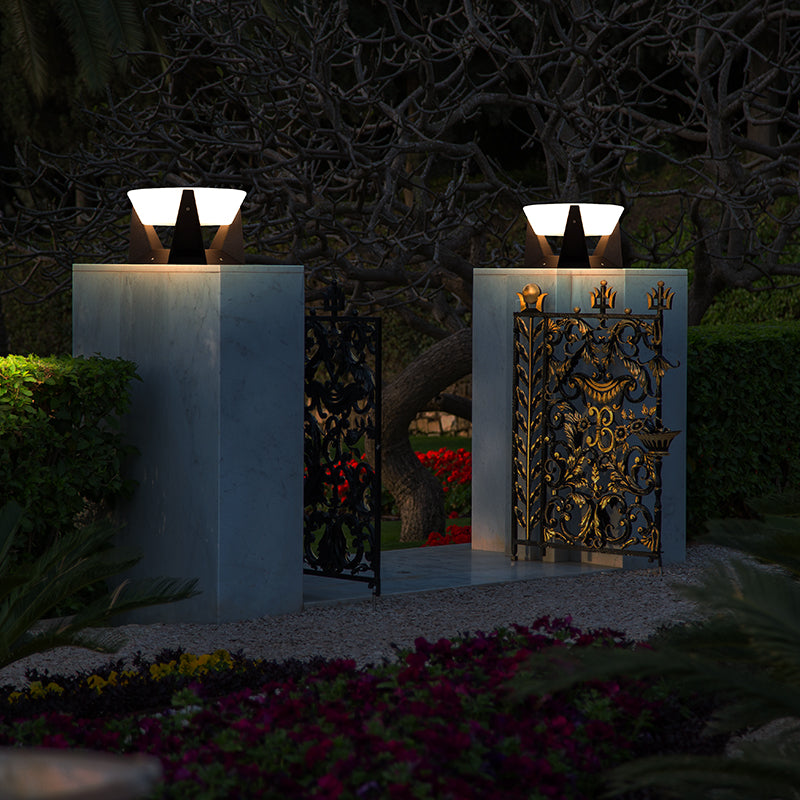SolarGlow wasserdichte Gartenleuchte