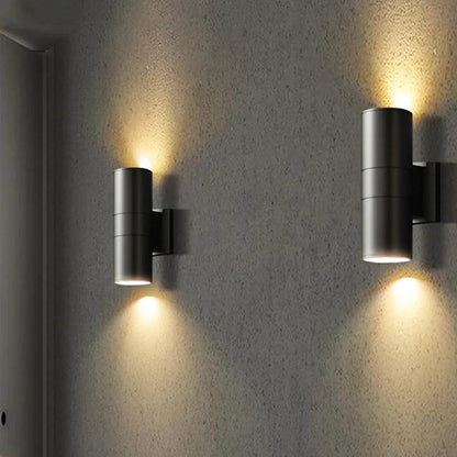 Moderne wasserdichte LED-Außenwandleuchte mit Auf- und Abwärtslicht
