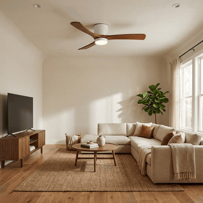 Moderner Deckenventilator aus Holz mit LED-Beleuchtung