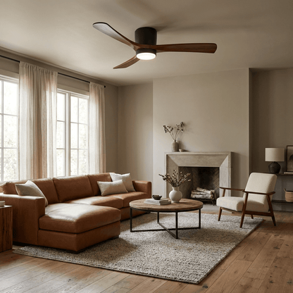 Moderner Deckenventilator aus Holz mit LED-Beleuchtung