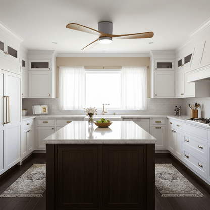 Moderner Deckenventilator aus Holz mit LED-Beleuchtung