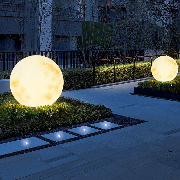 Solar-Gartenleuchte im Mond-Design
