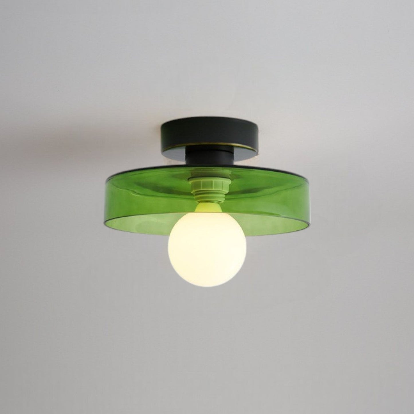 Moderne Deckenleuchte im Bauhaus-Stil
