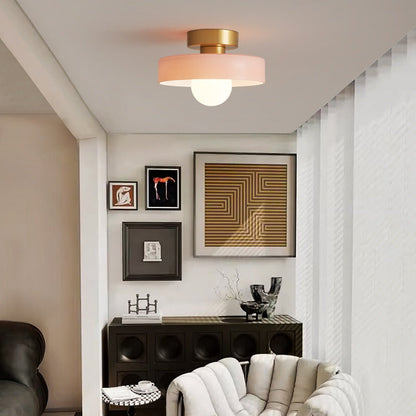Moderne Deckenleuchte im Bauhaus-Stil