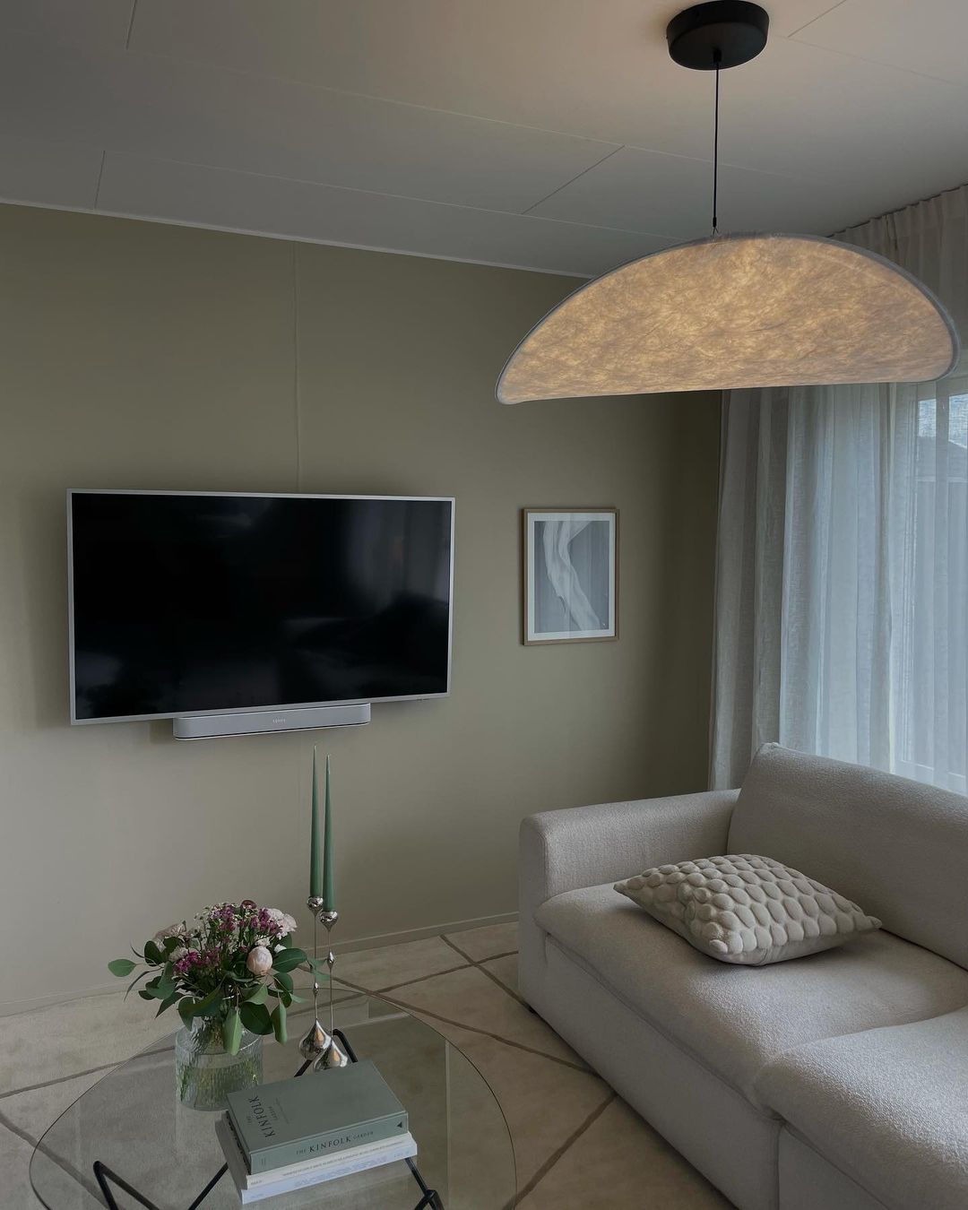 Moderne Hängelampe mit LED