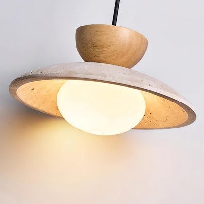Moderne Pendelleuchte aus Travertin und Glas