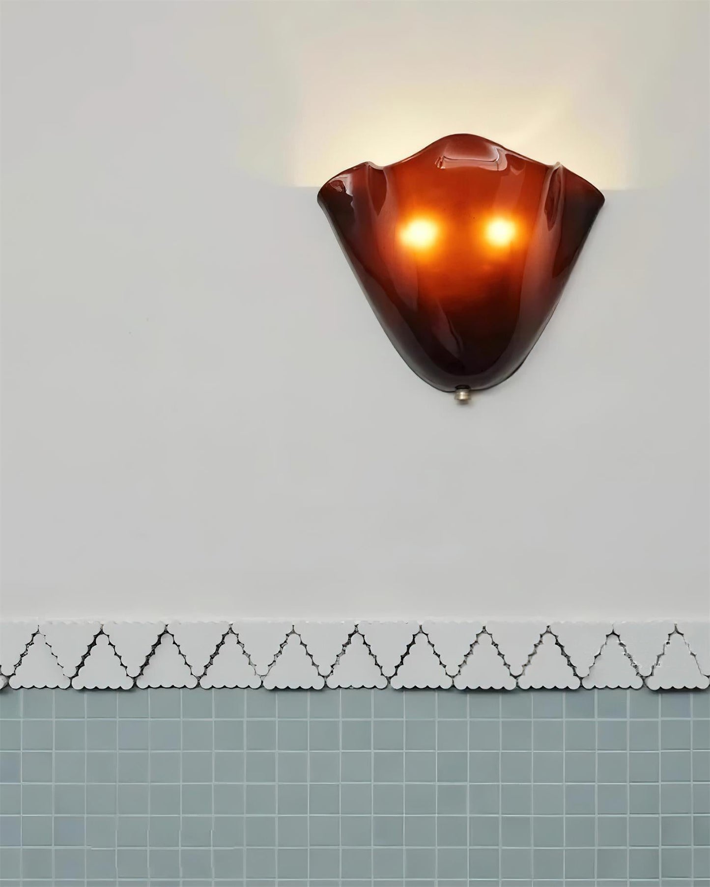 Blütenblatt Glas-Wandlampe