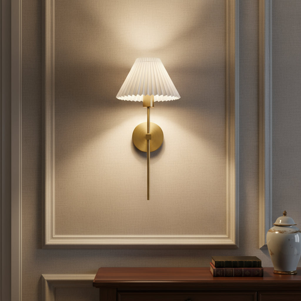 Bronzefarbene Leinen-Wandlampe