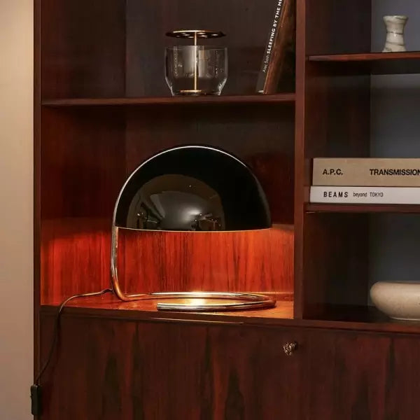 Postmoderne Tischlampe aus Metall und Glas