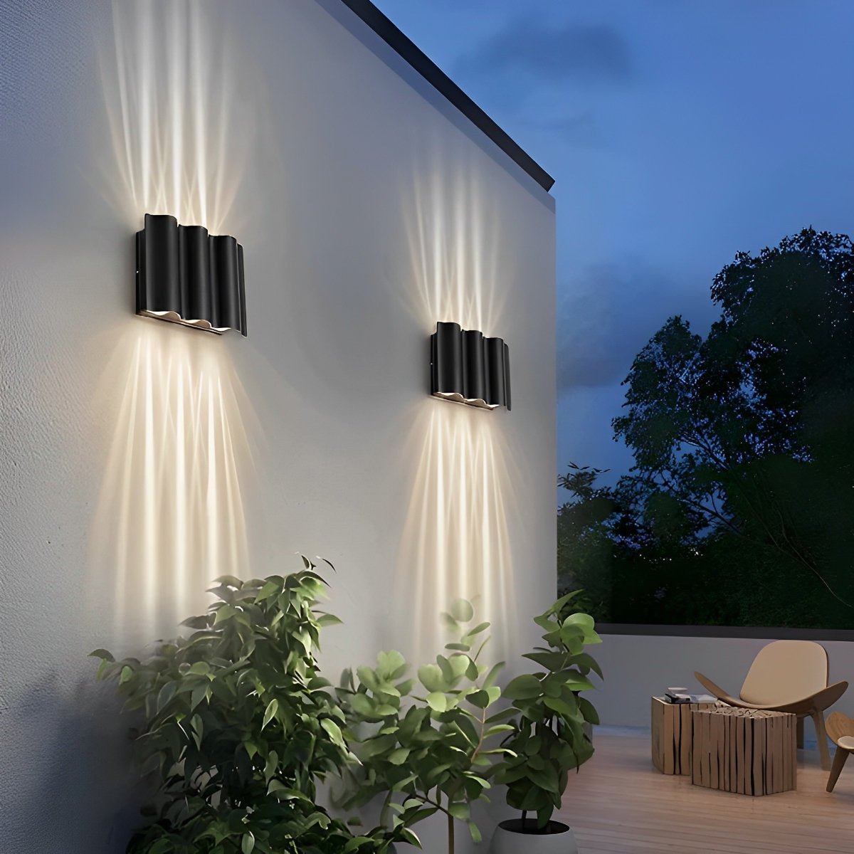 Ondaria Wave Aluminium-Wandleuchte mit Up- und Downlight