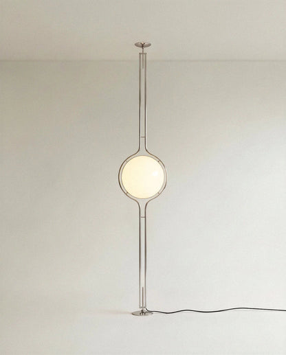 Pelvaro Mid-Century-Metalllampe vom Boden bis zur Decke