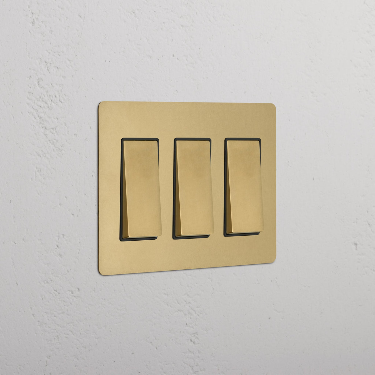 Quillane minimalistischer Messing-Wippschalter, 3-fach