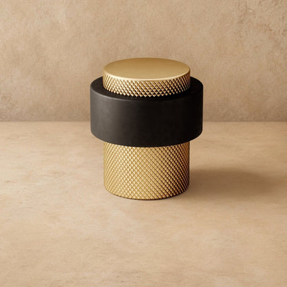 Nelvora minimalistischer Türstopper aus Messing für den Boden