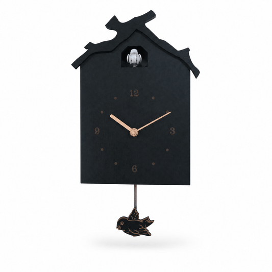 Minimalistische hölzerne Kuckucksuhr mit Pendel von Dunmere