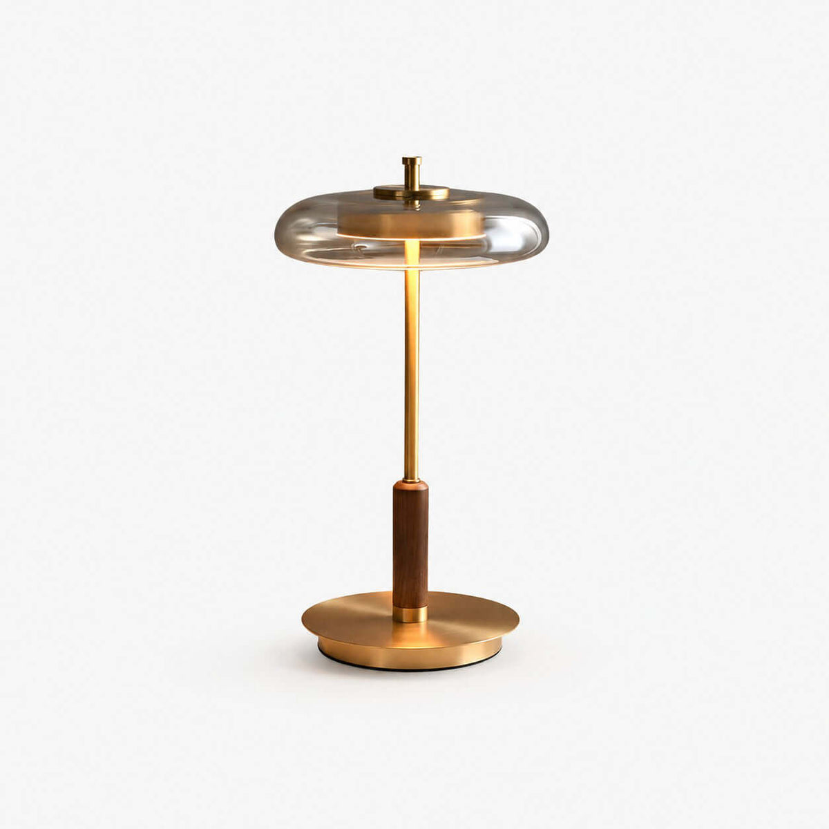 Fenrik Mid-Century-Walnuss-Tischleuchte