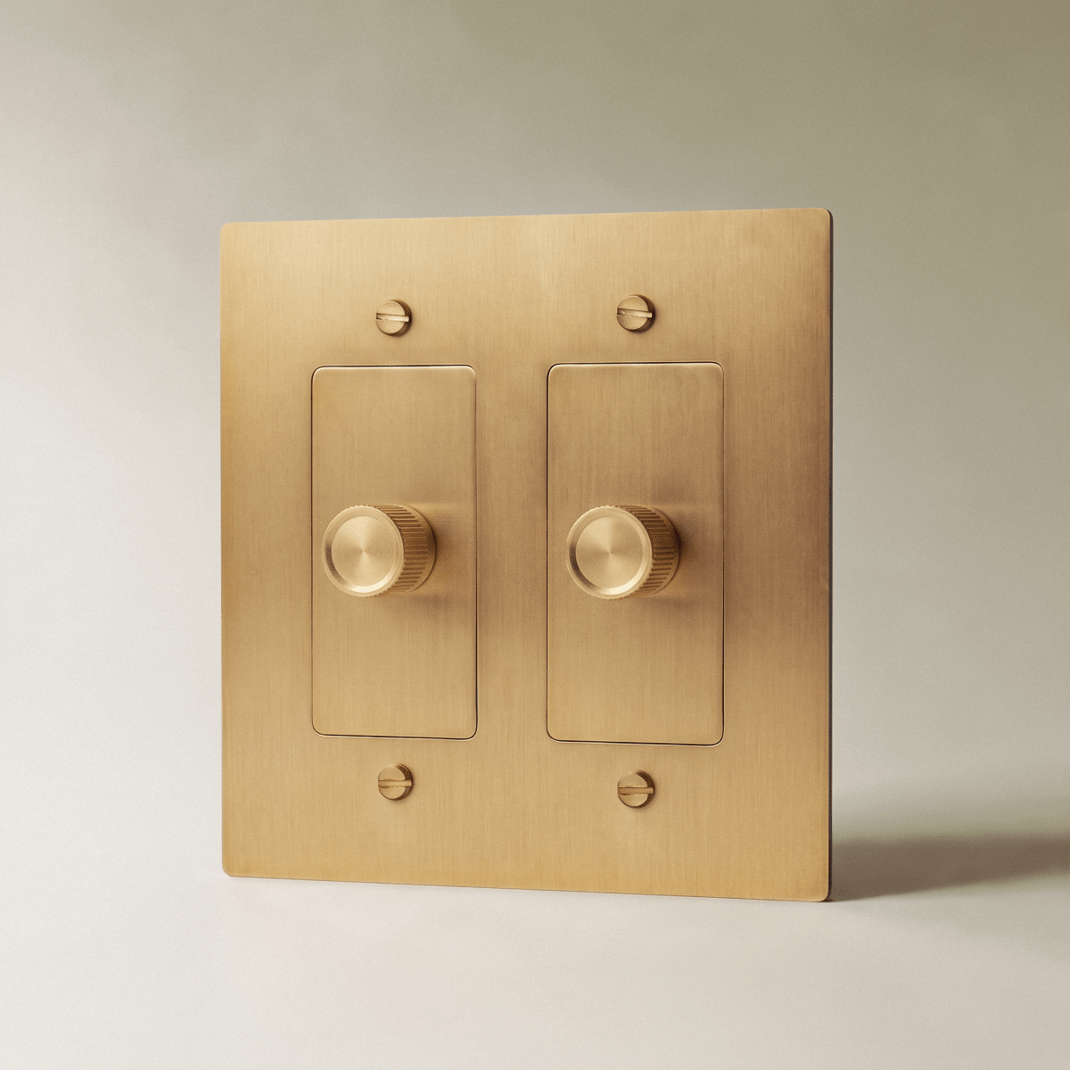 Norvessa Vintage-Drehdimmer aus Messing