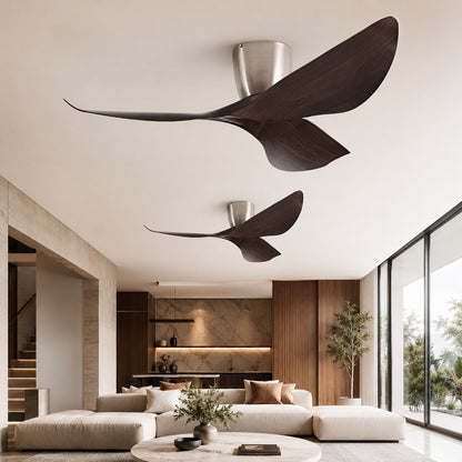 Geformter Deckenventilator mit Flügeln