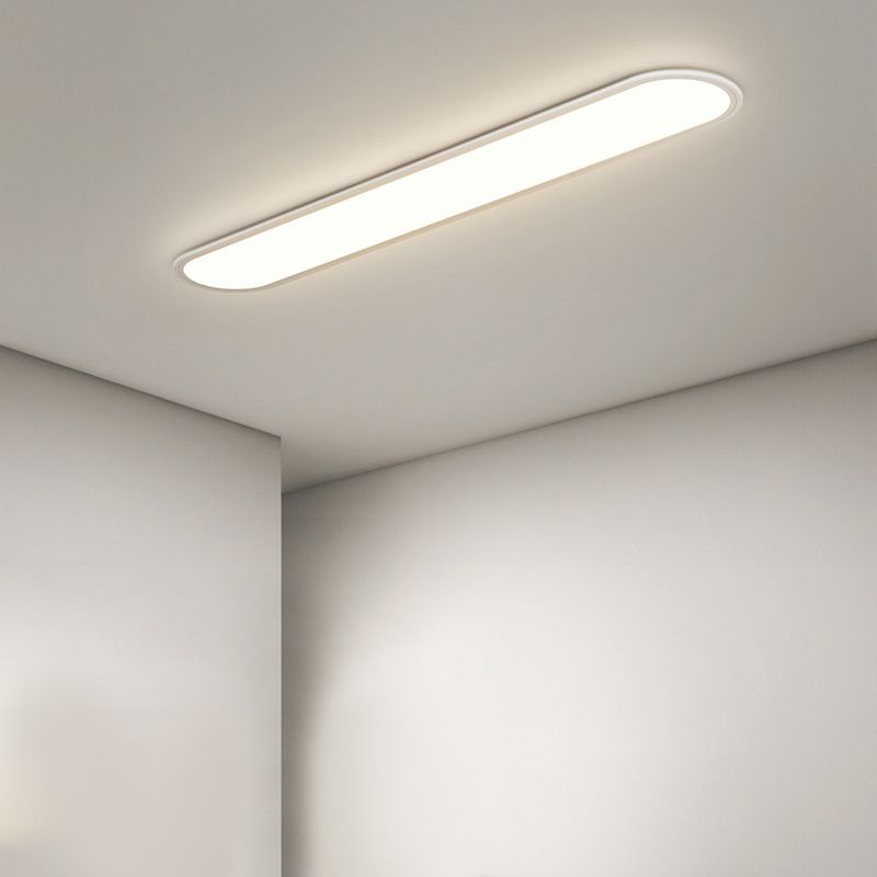 Ovale minimalistische Metalldeckenleuchte Ovalis