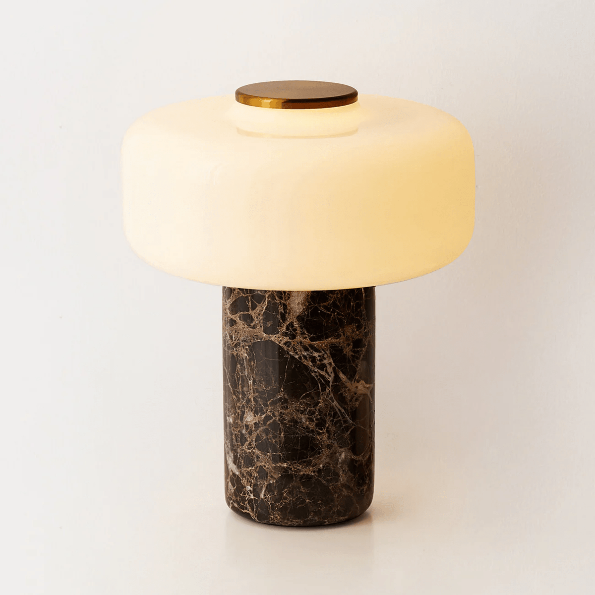 Wintero Nordische Marmor-Tischlampe