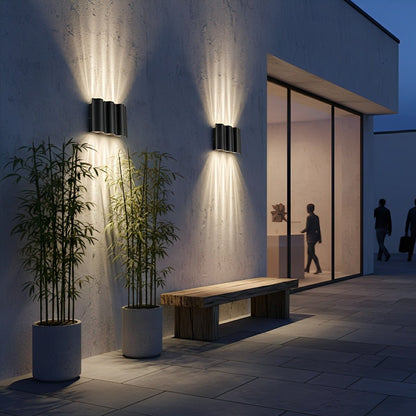 Ondaria Wave Aluminium-Wandleuchte mit Up- und Downlight