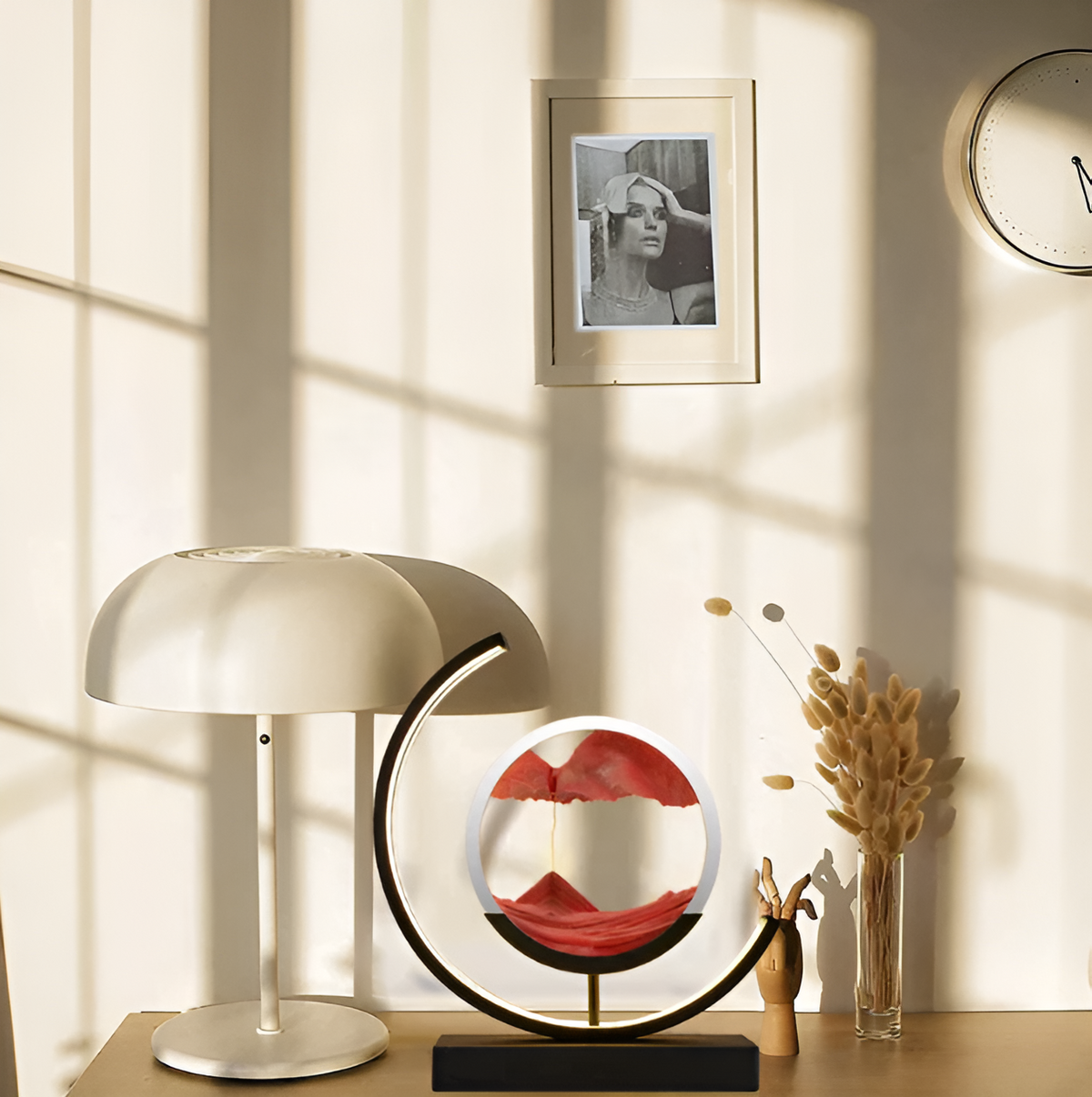 Sandveil minimalistische Aluminium-Tischlampe mit Sandkunst